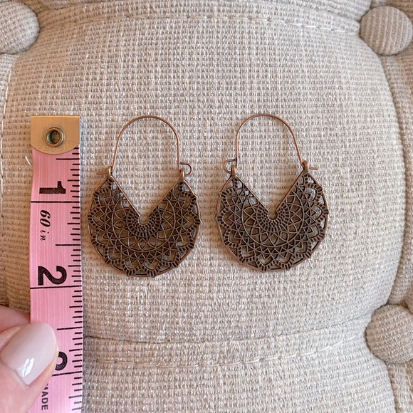 Rose Gold Basketweave Earrings - Picture 4 of 5